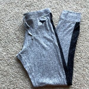 PINK BY VICTORIA’S SECRET GRAY & BLACK STRIPE KNIT STRETCH JOGGERS SLEEPWEAR
